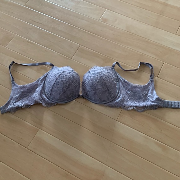 Victoria’s Secret Plunge Bra